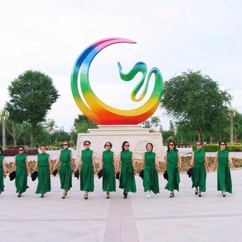 丝路丽影哇呀哈