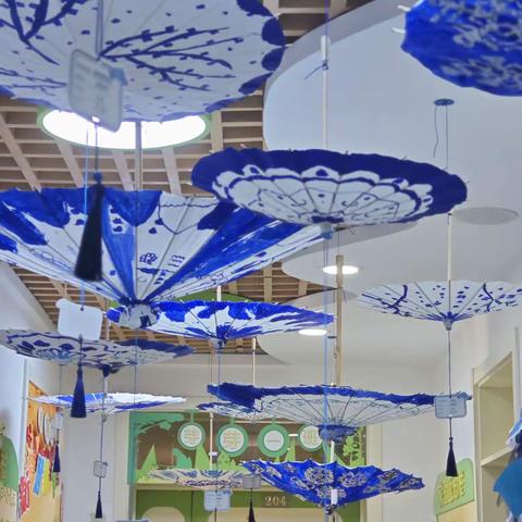 果二风雅颂，青花中国韵