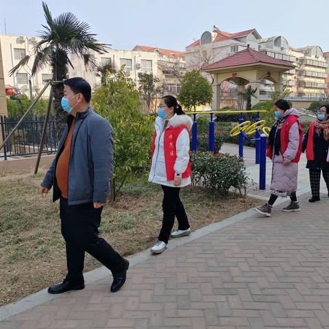 金耀街道土城社区开展罂粟“零种植”宣传排查活动