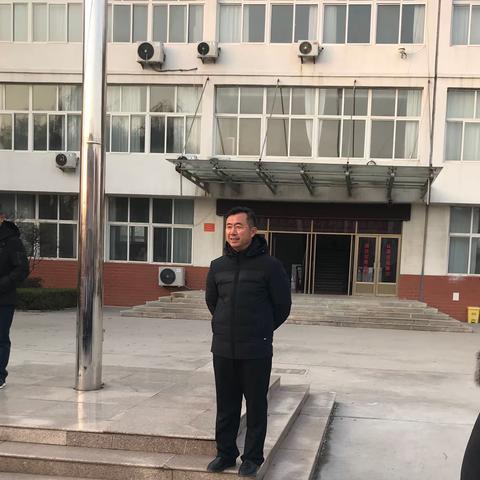 拔河聚力，奋勇争先———柳疃初中举行拔河比赛活动