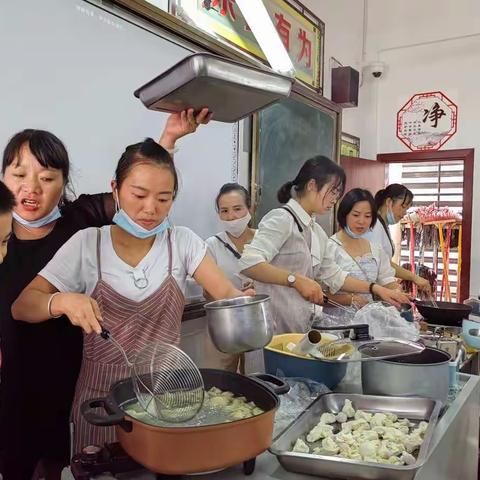 搭爱之石，渡感恩之人——城北学校1809班家长陪伴