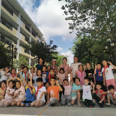 以专业督导引领学校专业发展一滨江小学迎接七月督导