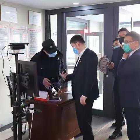 切实压实主体责任、从严管控深入落实网点防疫要求，全面打赢疫情防控攻坚战