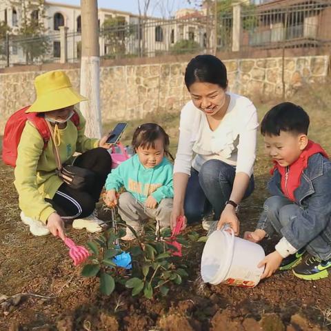“传承家风，护苗树德”家教基地亲子共修户外大课堂