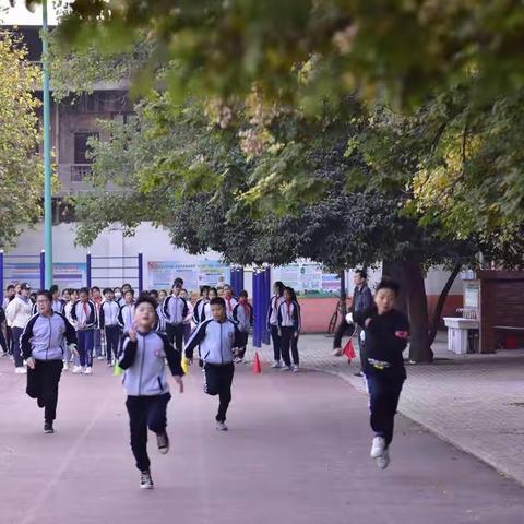 机车小学达标运动会开始了