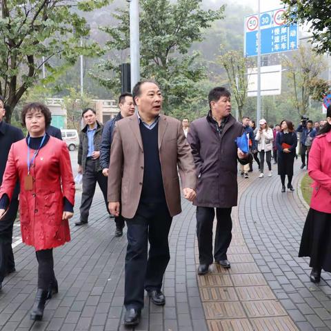 创全国文明城市 窑小墙绘绽风采