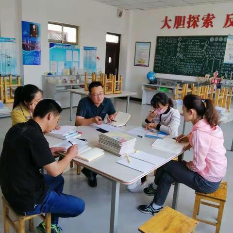 锁阳城镇中心小学数学教研活动简讯