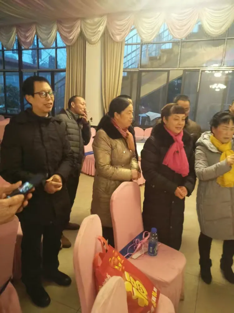 庆祝黄宗明同学55岁生日留念