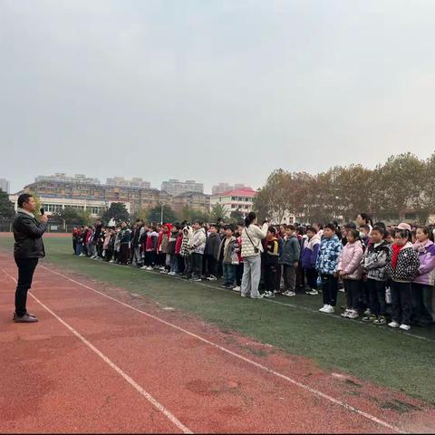 年少露风华  运动展风采——外国语实验学校五年级开展秋季运动会