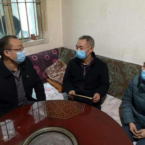 李忠烈:走访慰问贵州省第一批援助湖北医疗队队员庞宇父母