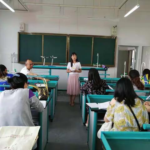 集思广益谋发展——昆明市第二十四中学语文组校内教研活动纪实