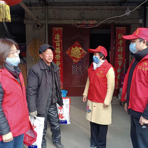 单县档案馆走进“双报到”社区 开展“情系基层、冬送温暖，我为群众办实事”活动