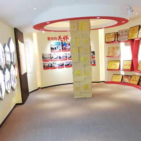 县档案馆组织党员代表到县“红旗高扬”先进单位参观学习