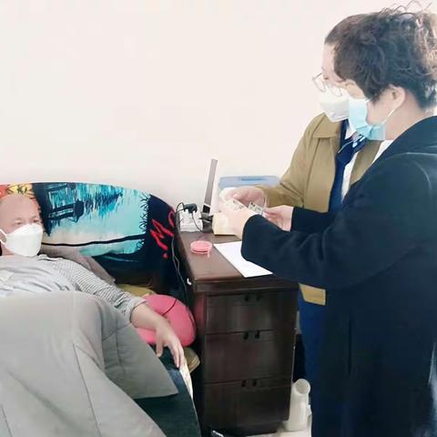 昆仑银行克拉玛依分行中兴路支行上门服务暖人心