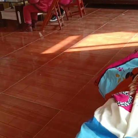 最美的年龄为最纯的梦想尽最大的努力，态度决定一切，习惯成就未来！