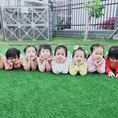 温暖陪伴，快乐成长