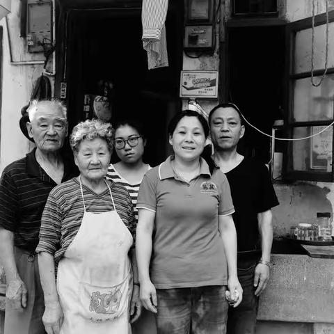 《老田家的故事》