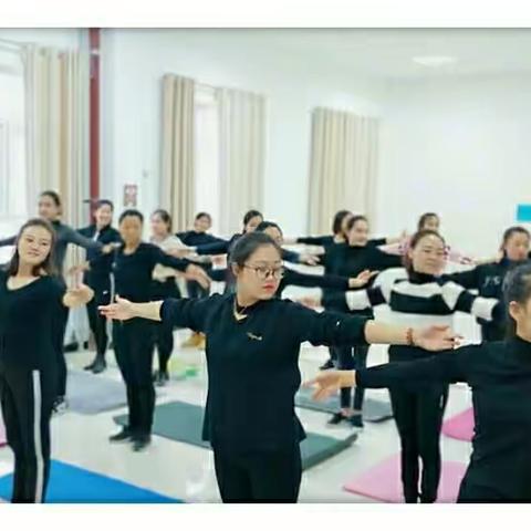 库尔勒市三幼教育集团(库尔勒市三幼哈赞其分园)开展幼儿教师舞蹈技能培训活动