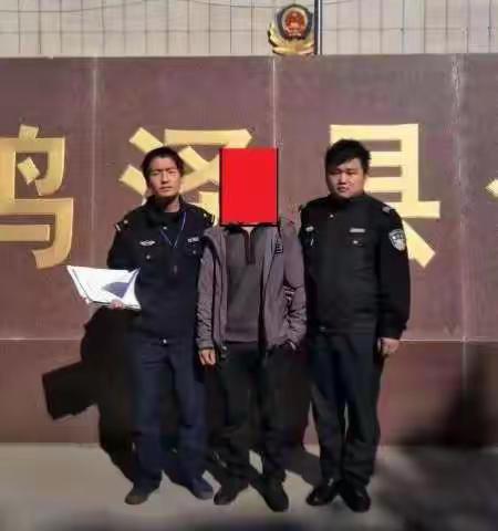 【严打百日攻坚】双塔所成功劝降一名网上逃犯