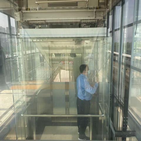 诸暨站开展客运电梯故障应急处置演练