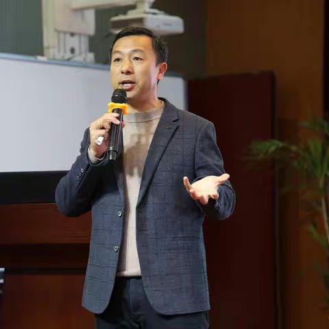 着力核心素养，我们从春天出发——记广信区第八小学春季学期校本培训