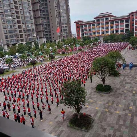 一（7）班《传承红色基因，争做新时代好队员》建队节活动