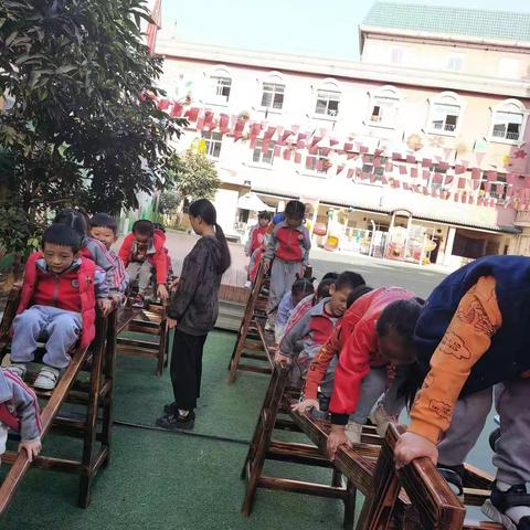 哈哈，老师，我不怕啦，我可以勇敢地走过去了！O(∩_∩)O