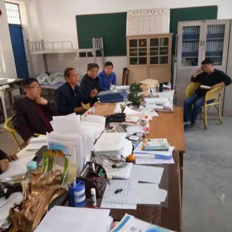 拨云去雾，助力腾飞    ――教研室衡主任亲赴二中送经纪实