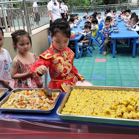 自助餐的快乐！我们的孩子，我们来宠爱❤️