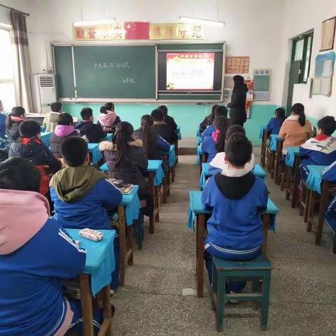 红领巾听党的话 争做好少年———郑章学区海市小学展示少先队礼仪礼节风采活动