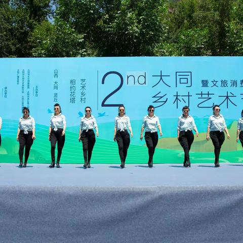 灵丘花塔，乡村文旅和老师姐妹们一起参加演出，酷日炎炎，山路崎岖，姐妹们虽然累但是在一起快乐开心🌹🌹