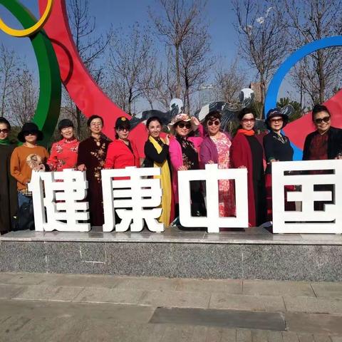 💞春暖花开🌷🌷🌷，记录美好🎀姐妹们生态园快乐开心游玩💃💃😄😄💅💅💅