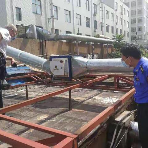 历下市场监管局开展餐饮油烟整治行动
