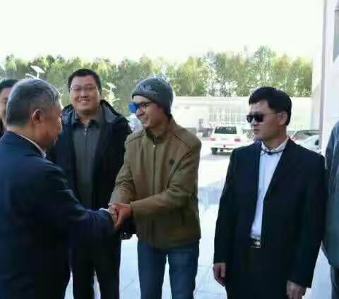 带着教鞭去日喀则