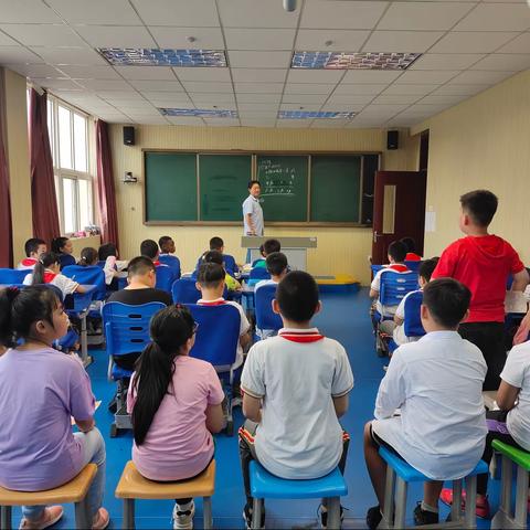 东营英华园学校小学楹联课堂对句集锦——应景三章之：秋雨章