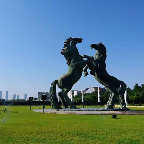 晋蒙七日侣行【八】探访中国“鬼城”：康巴什