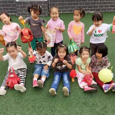 2018年彩城小二班中秋节活动