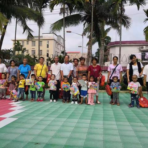 庆祝兴隆进科幼儿园九九重阳节主题活动取得圆满的成功🎊️🎊️🎊️