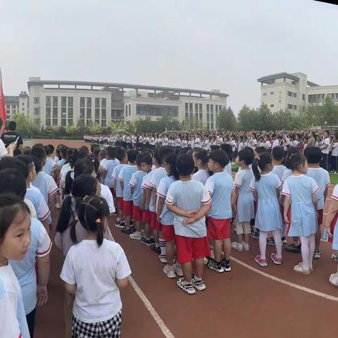 初探小学新体验，礼遇成长筑梦想