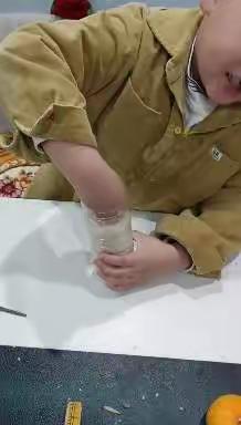 科学小实验筷子提米