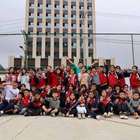 紫云县第一小学五（4）班2022年冬季运动会点点滴滴👇👇