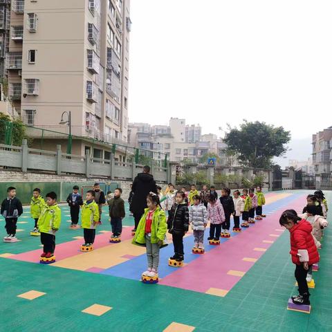 大风车幼儿园第十五周精彩集锦