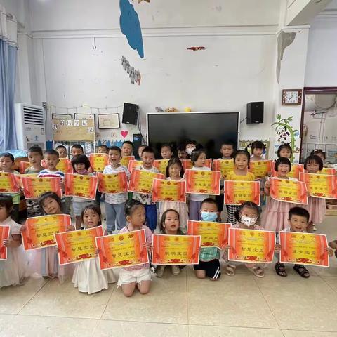 花秋镇中心幼儿园2022春中一班第二学期幼儿成长美篇