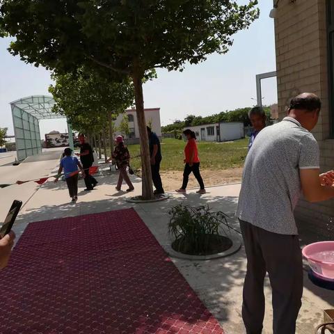 滨海这些养猪“富豪”，为何跑到潍坊集成科技饲料有限公司凑热闹……