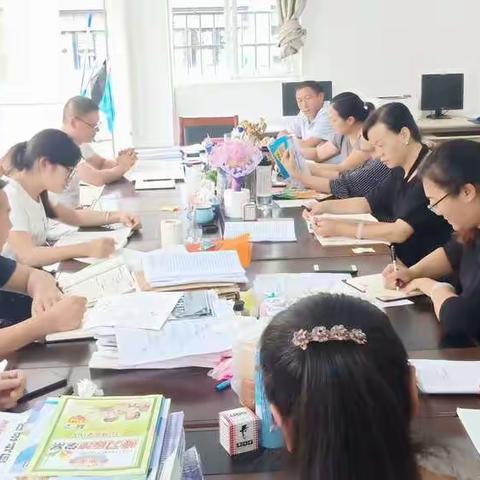 群策群力     共同提高