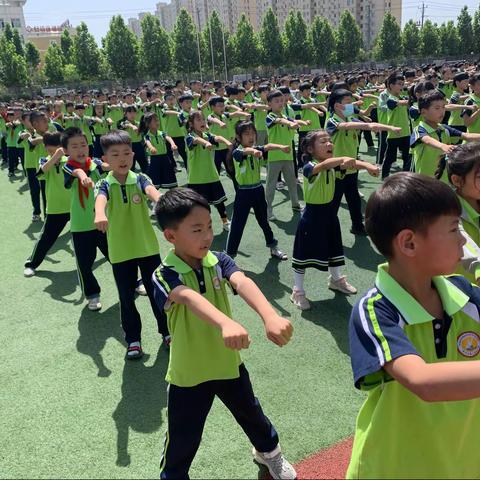 阳光大课间，欢乐满校园【第二实验小学督学责任区】