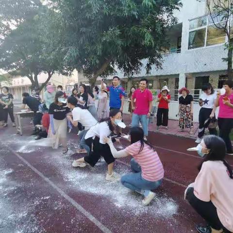 积极阳光锻炼，丰富雅智人生 ——记井岸镇第二小学教职工趣味运动会