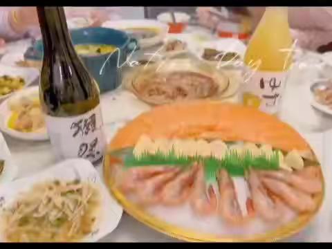 初五家人聚会。