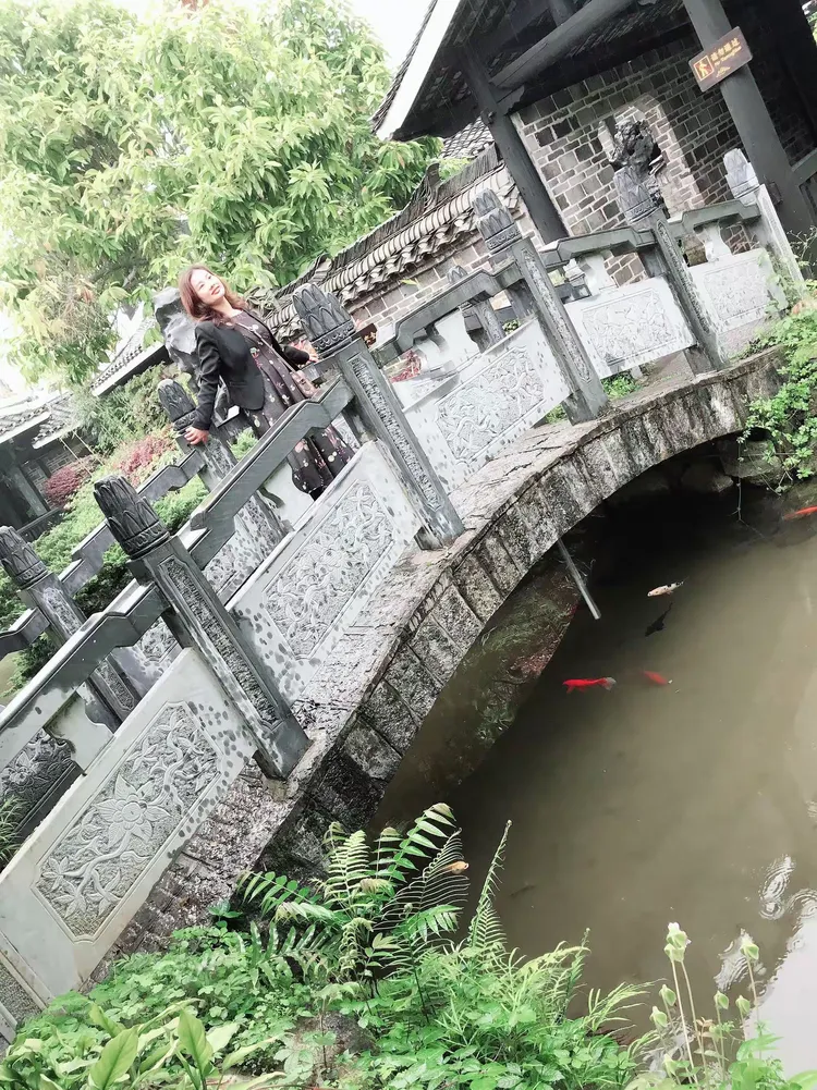 小桥流水