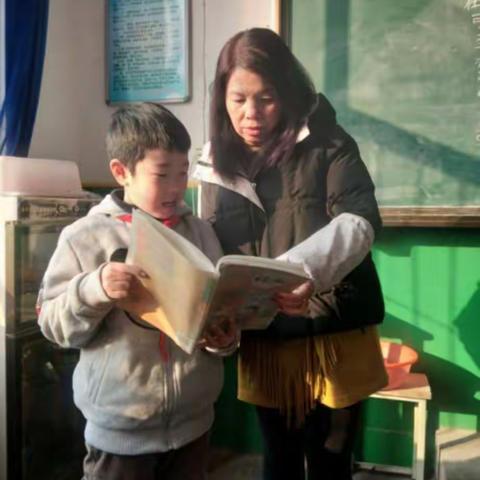 用爱浇灌祖国的花朵——精准扶贫，教育先行